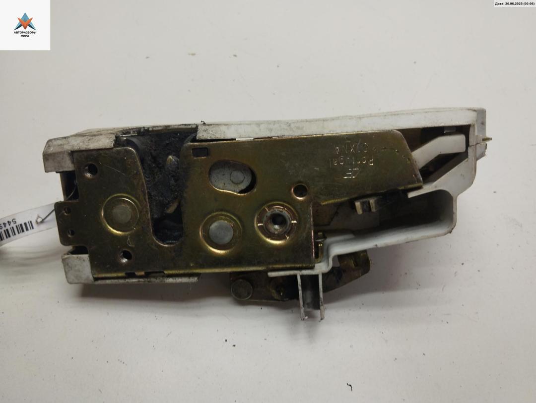 замок двери задней правой Volkswagen Sharan 1 поколение 1999, 1.9 л., дизель, МКПП, синий, минивэн, 7M0832012AB - фото №1