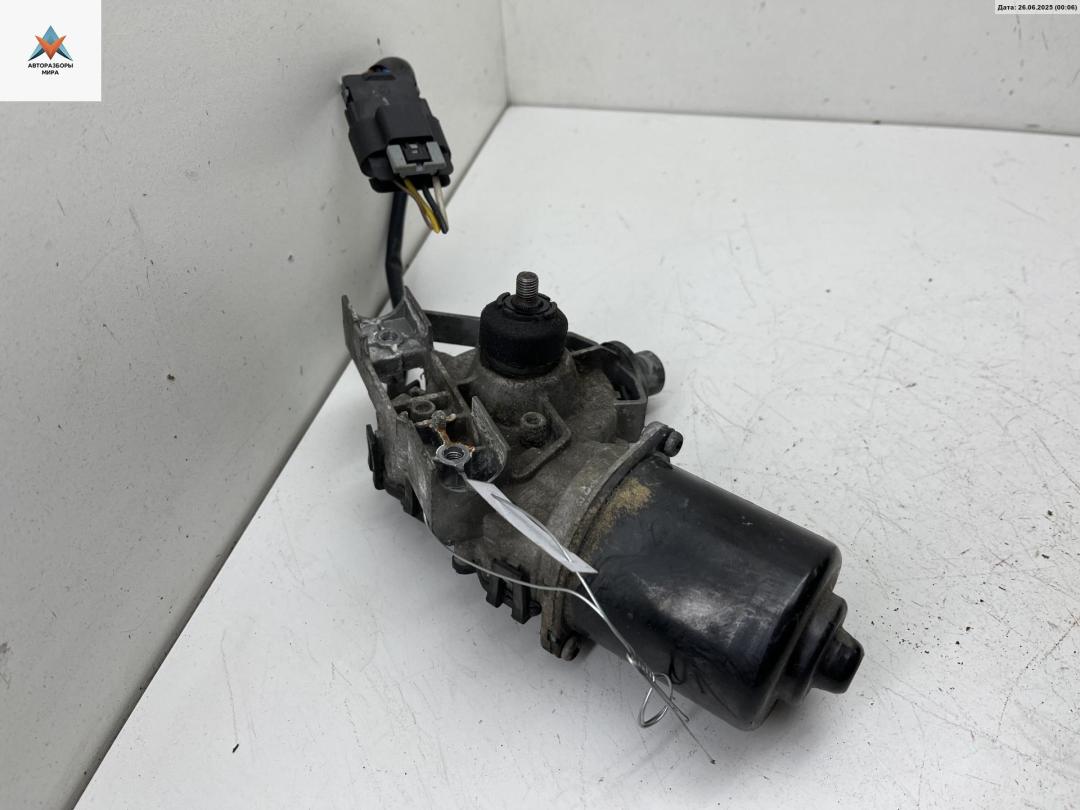 моторчик передних стеклоочистителей (дворников) Chevrolet Orlando 1 поколение 2011, 2.0 л., дизель, АКПП, чёрный, минивэн, 95910182 - фото №1