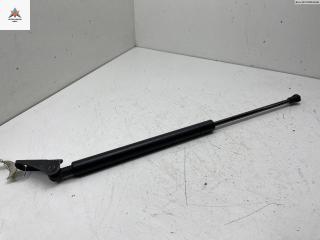 амортизатор крышки багажника (3-5 двери) Toyota Avensis 2 поколение (T250) 2005, 2.2 л., дизель, МКПП, серый, универсал, 015496