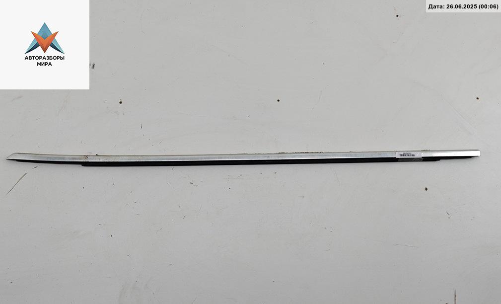 Молдинг стекла двери наружный BMW 5 серия E34 1989, 2.4 л., дизель, МКПП, серый, седан - фото №1