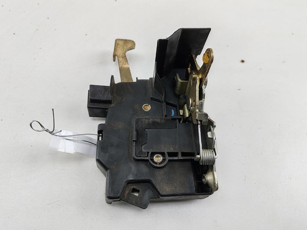 замок двери передней правой BMW 5 E34 1989, 2.4 л., дизель, МКПП, серый, седан, 8104782