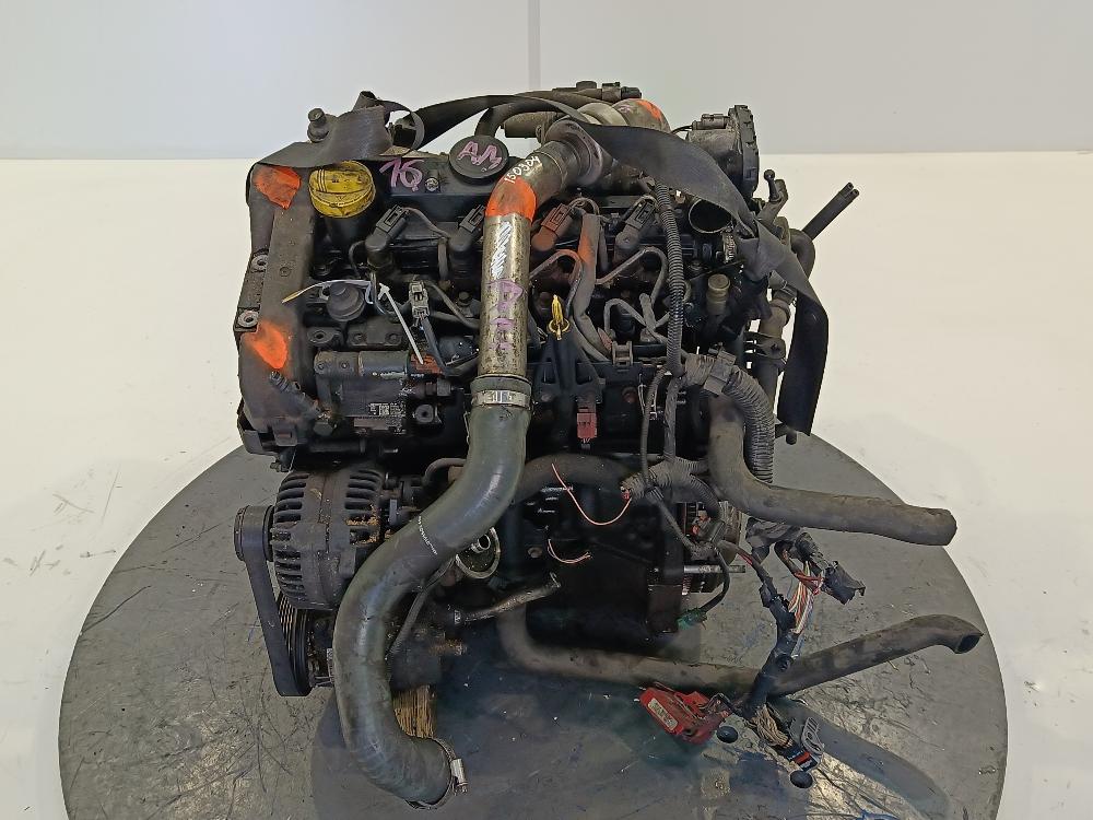 двигатель Renault Clio 3 поколение 2007, Дизель 1.5, цвет, K9K768 - фото №1