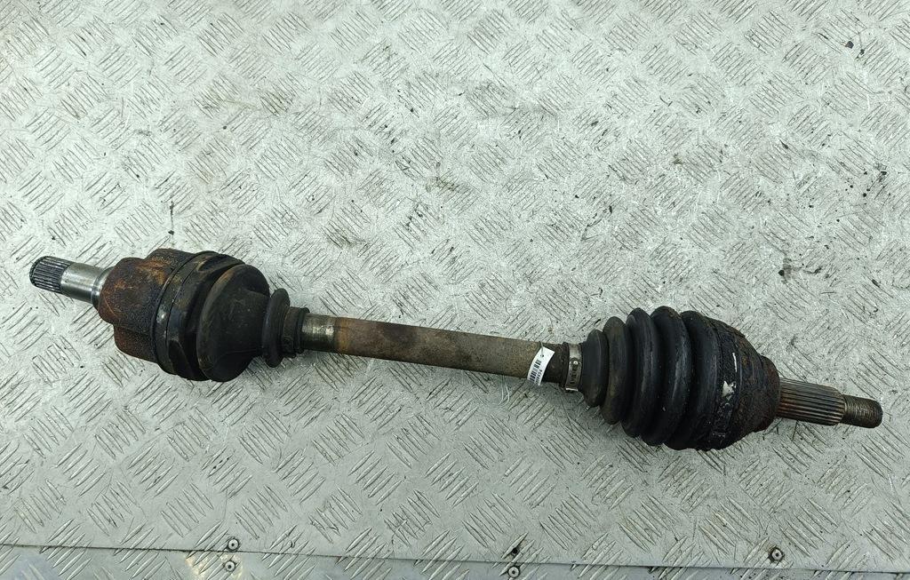 полуось передняя левая (приводной вал, ШРУС) Ford Mondeo III 2001, 2.5 л., бензин, МКПП, серый, хетчбэк 5 дв.