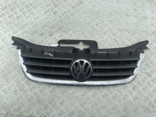 решетка радиатора Volkswagen Touran 1 поколение 2004, красный, минивэн, 1T0853651