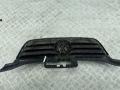 решетка радиатора Volkswagen Touran 1 поколение 2004, красный, минивэн, 1T0853651 - фото №2
