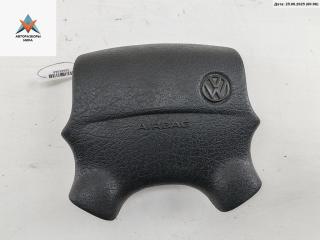 подушка безопасности водителя Volkswagen Passat B4 1994, 2.0 л., бензин, МКПП, красный, седан, KSBCGG884969