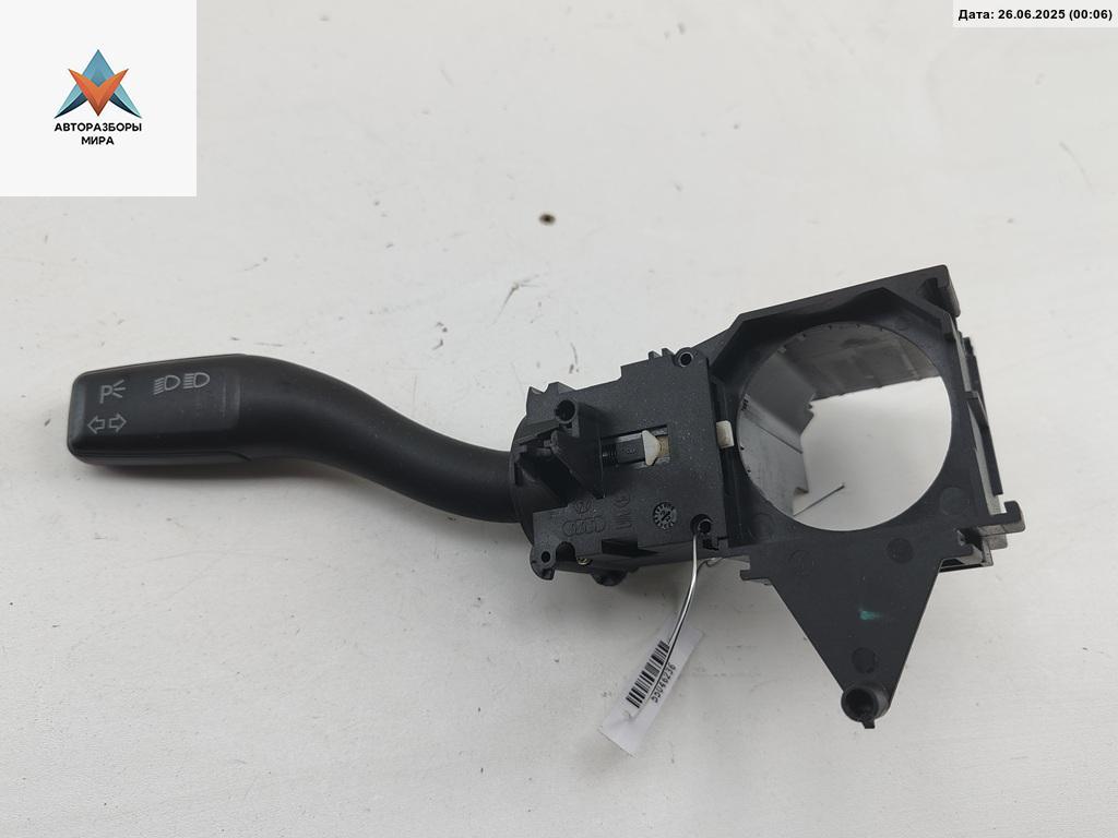 переключатель поворотов Audi A4 B6 2003, 2.4 л., бензин, АКПП, чёрный, седан, 4E0953513A - фото №1