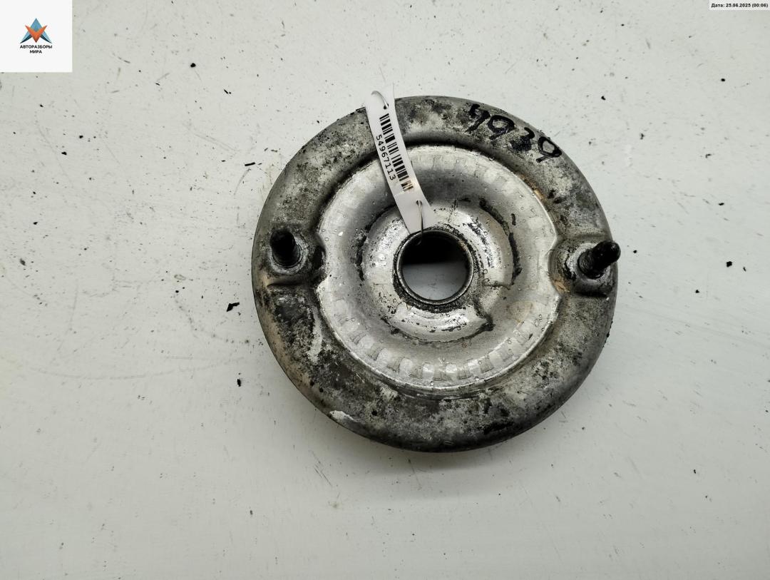 Опора амортизатора переднего (верхняя) Audi A4 B5 1997, 2.4 л., бензин, МКПП, синий, универсал, 8D0412111 - фото №1