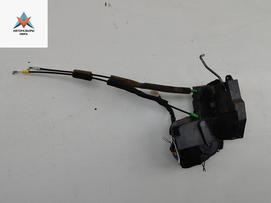 замок двери задней левой Mazda CX-7 1 поколение 2007, 2.3 л., бензин, МКПП, серый, внедорожник 5 дв. - фото №1