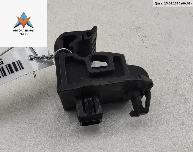 кронштейн (крепление) Nissan Almera N16 2000, 1.5 л., бензин, МКПП, синий, хетчбэк 5 дв., 3478-1 - фото №1