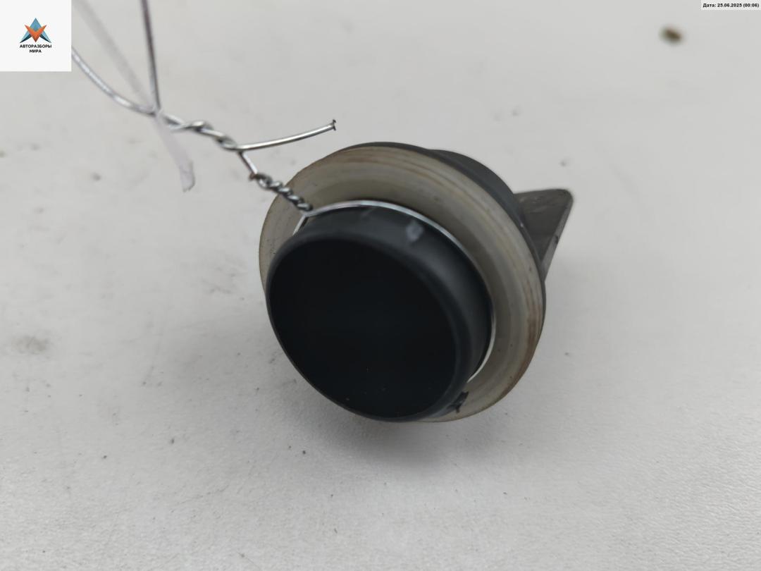 крышка фары Ford Mondeo 3 поколение 2002, 2.5 л., бензин, АКПП, красный, седан, 1305219106 - фото №1