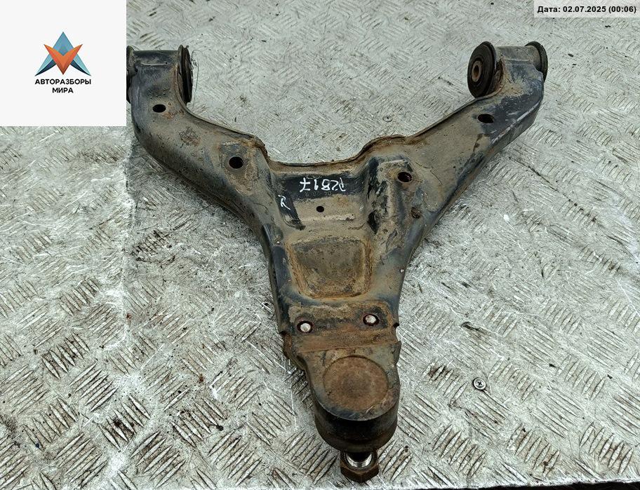 рычаг передний правый Mercedes-Benz Sprinter 2 поколение (W906) 2013, 2.2 л., дизель, АКПП, белый, микроавтобус - фото №1