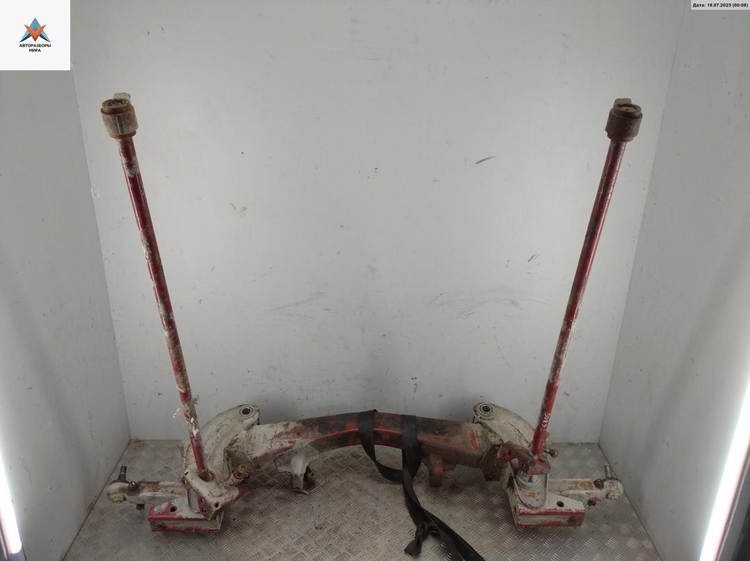 подрамник передний IVECO Daily 2 поколение 1996, 2.8 л., дизель, МКПП, жёлтый, микроавтобус - фото №1