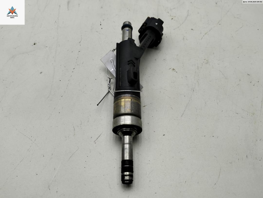 форсунка Peugeot 2008 1 поколение 2015, 1.2 л., бензин, МКПП, чёрный, внедорожник 5 дв., 9810335380 - фото №1