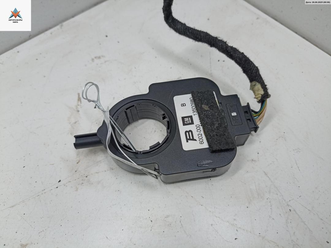 датчик угла поворота руля Opel Astra J 2010, 1.6 л., бензин, МКПП, синий, хетчбэк 5 дв., 13500980 - фото №1