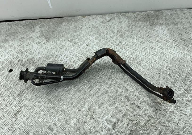 горловина топливного бака Mazda CX-7 2007, 2.3 л., бензин, МКПП, серый, внедорожник 5 дв.