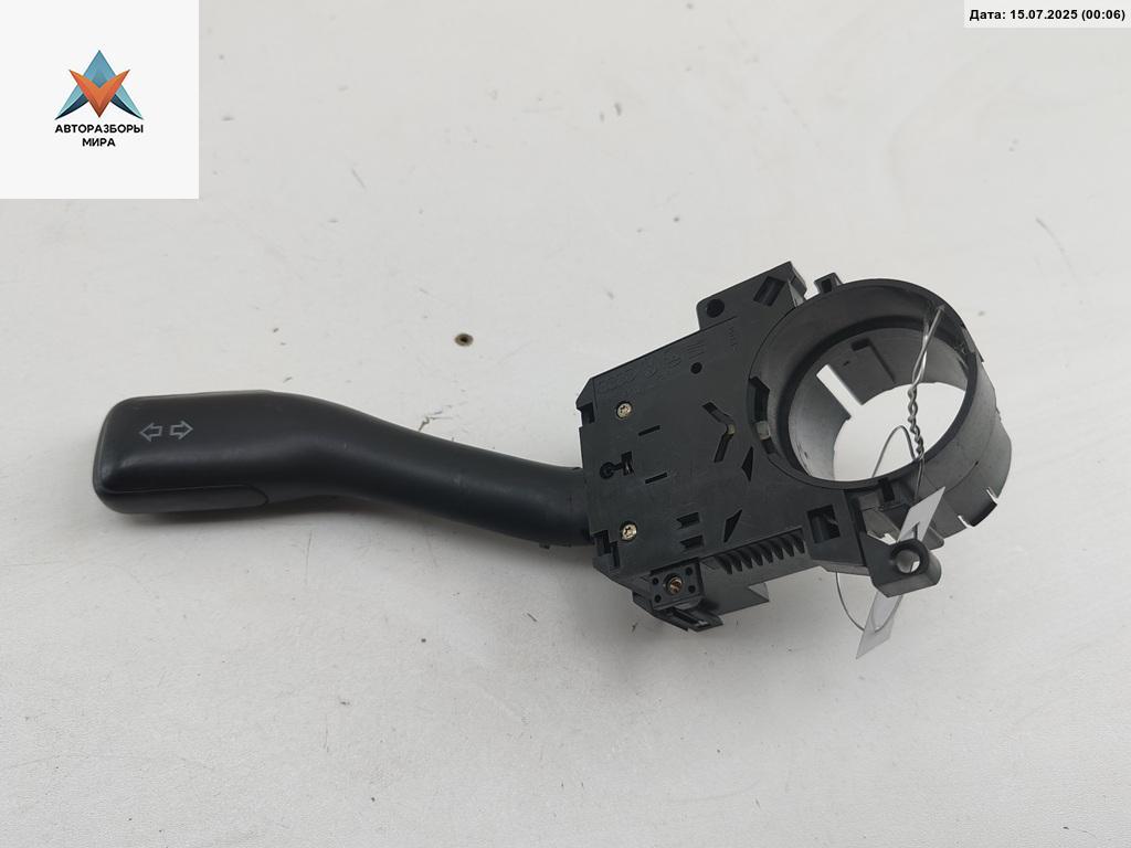 переключатель поворотов Volkswagen Passat B5 1998, 1.8 л., бензин, МКПП, синий, универсал, 8L095353G - фото №1