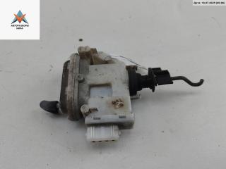 активатор (привод) замка двери Volkswagen Passat B4 1994, 2.0 л., бензин, МКПП, красный, седан, 3A0862153