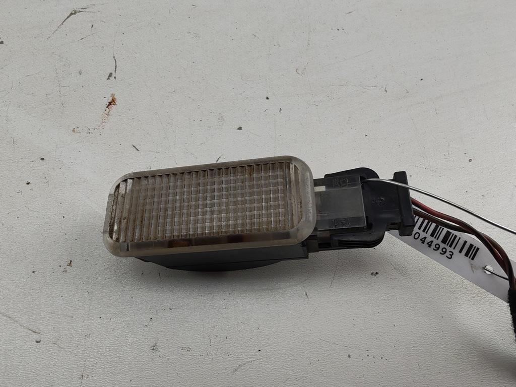 фонарь салона (плафон) Volkswagen Passat B5+ (GP) 2001, 1.9 л., дизель, МКПП, синий, универсал, 3B0947415B