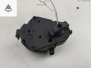 моторчик заслонки печки BMW 5 серия E39 [рестайлинг] 2001, 2.5 л., дизель, МКПП, серый, универсал, 69026999