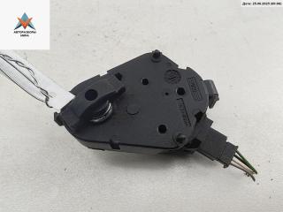 моторчик заслонки печки BMW 5 серия E39 [рестайлинг] 2000, 2.5 л., бензин, АКПП, чёрный, седан, 69026959