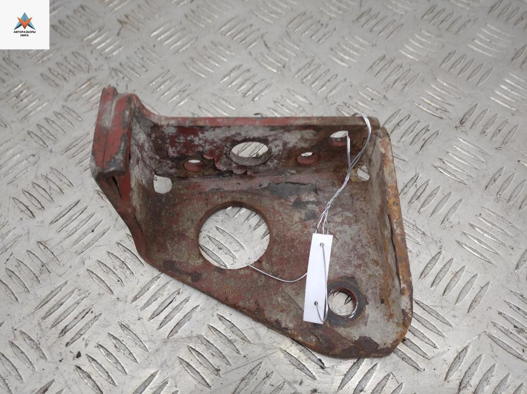 кронштейн (крепление) IVECO Daily 2 поколение 1996, 2.8 л., дизель, МКПП, жёлтый, микроавтобус - фото №1