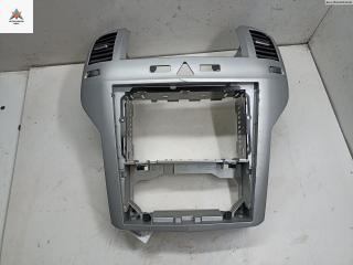 консоль салона (центральная часть) Opel Zafira 2 поколение (B) 2005, 1.8 л., бензин, МКПП, чёрный, минивэн, 13162556