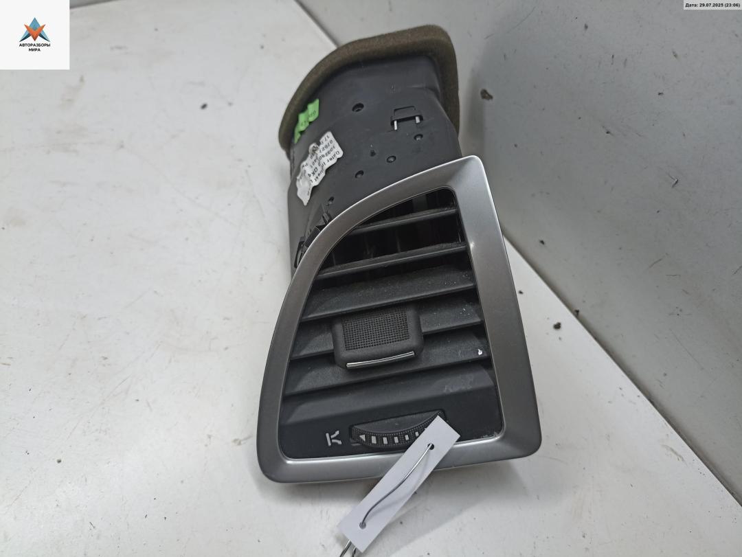 дефлектор обдува салона Opel Astra J 2010, 1.6 л., бензин, МКПП, синий, хетчбэк 5 дв., 13328000 - фото №1