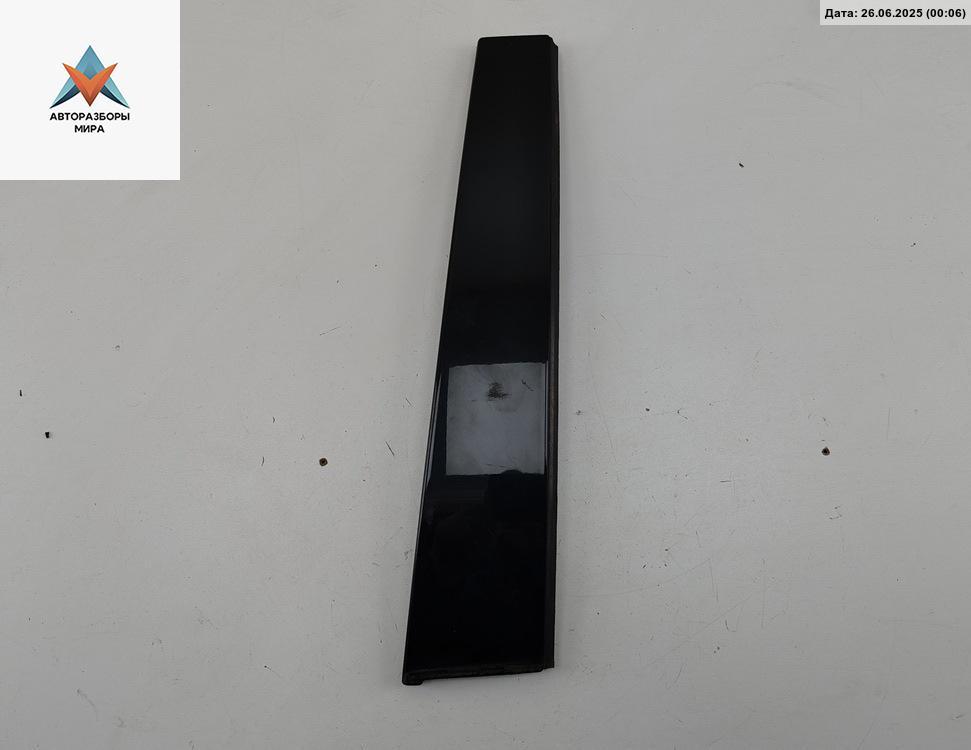 молдинг двери задней левой Volkswagen Phaeton 1 поколение 2003, 3.2 л., бензин, АКПП, чёрный, седан, 3D4829889 - фото №1