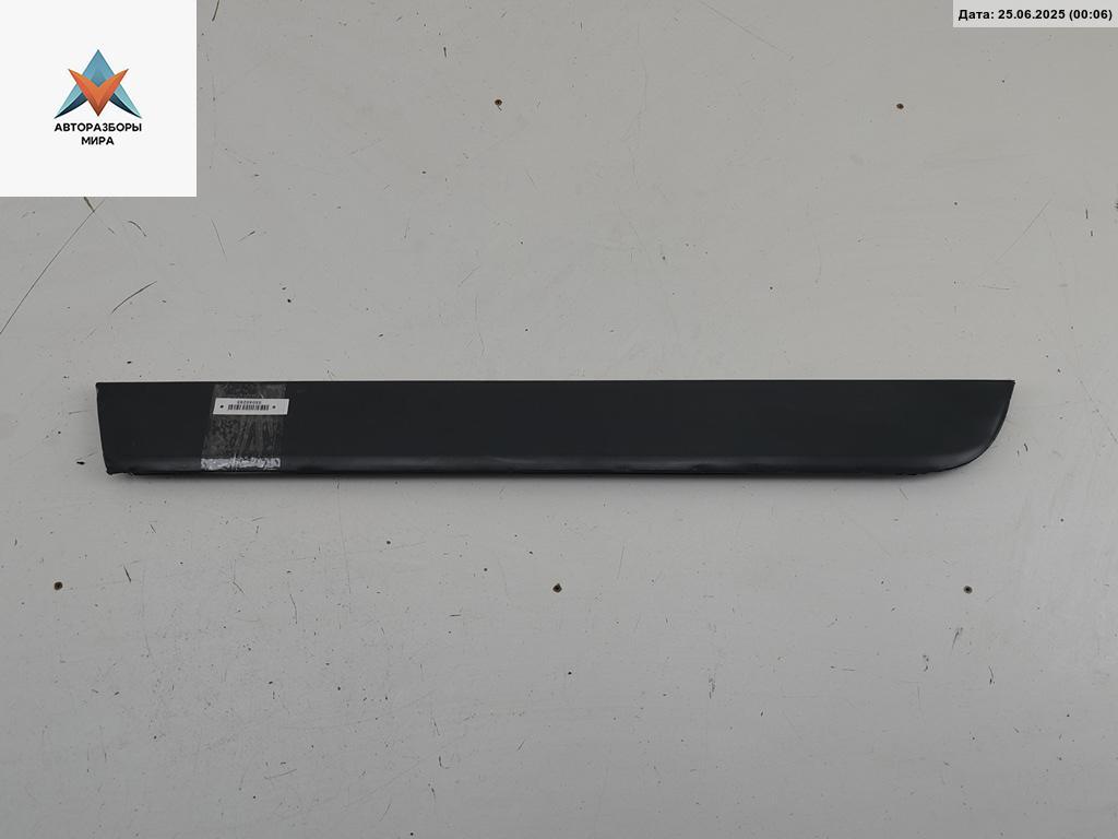 молдинг двери задней левой Audi A4 B6 2003, 2.4 л., бензин, АКПП, чёрный, седан, 8E0853969 - фото №1