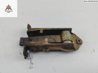 Ограничитель открывания двери задней Mercedes-Benz E-Класс W124 [2-й рестайлинг] 1994, универсал