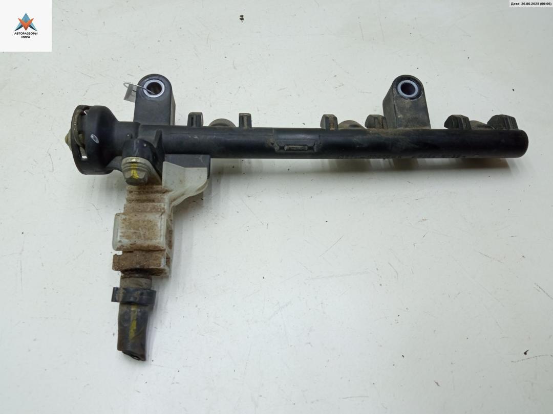 топливная рампа Toyota Aygo 1 поколение 2006, 1.0 л., бензин, МКПП, красный, хетчбэк 3 дв., 2381400010 - фото №1