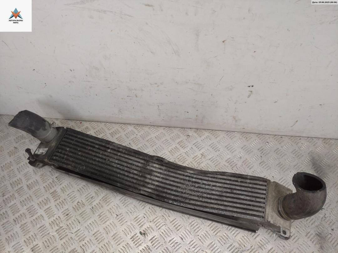 радиатор интеркулера Citroen Jumper 2 поколение 2007, 2.2 л., дизель, МКПП, белый, микроавтобус, 0211658 - фото №1