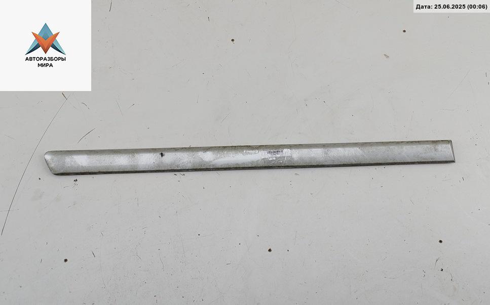 молдинг двери задней правой Audi A4 B6 2003, 1.8 л., Ti, бензин, АКПП, серый, седан, 8E0853964HR - фото №1