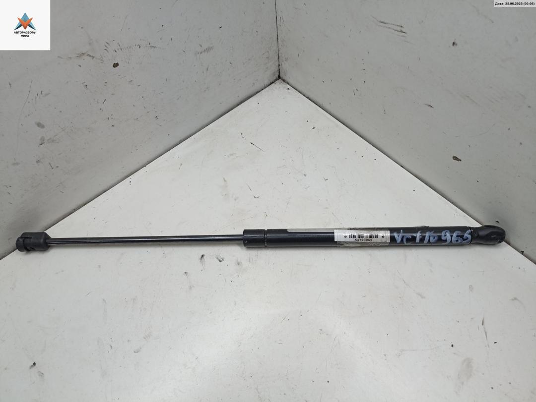 амортизатор крышки багажника (3-5 двери) Opel Vectra C 2003, 2.2 л., бензин, МКПП, серый, хетчбэк 5 дв., 9180255 - фото №1