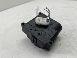 моторчик заслонки печки Toyota Avensis 2005, 2.2 л., дизель, МКПП, серый, универсал, 1138002051