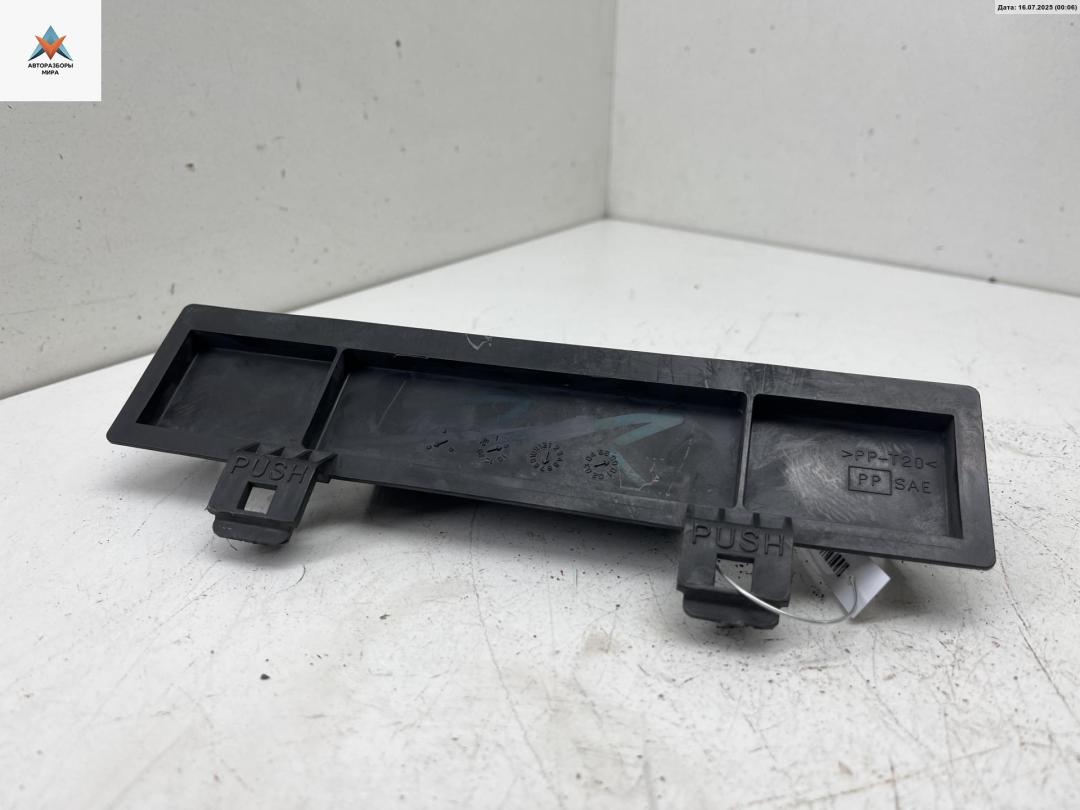 прочая запчасть Nissan Almera N16 2000, 1.5 л., бензин, МКПП, синий, хетчбэк 5 дв. - фото №1