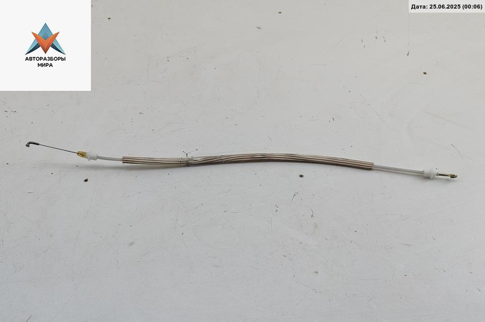 трос двери Audi A6 4B/C5 1997, 2.4 л., бензин, АКПП, чёрный, седан - фото №1