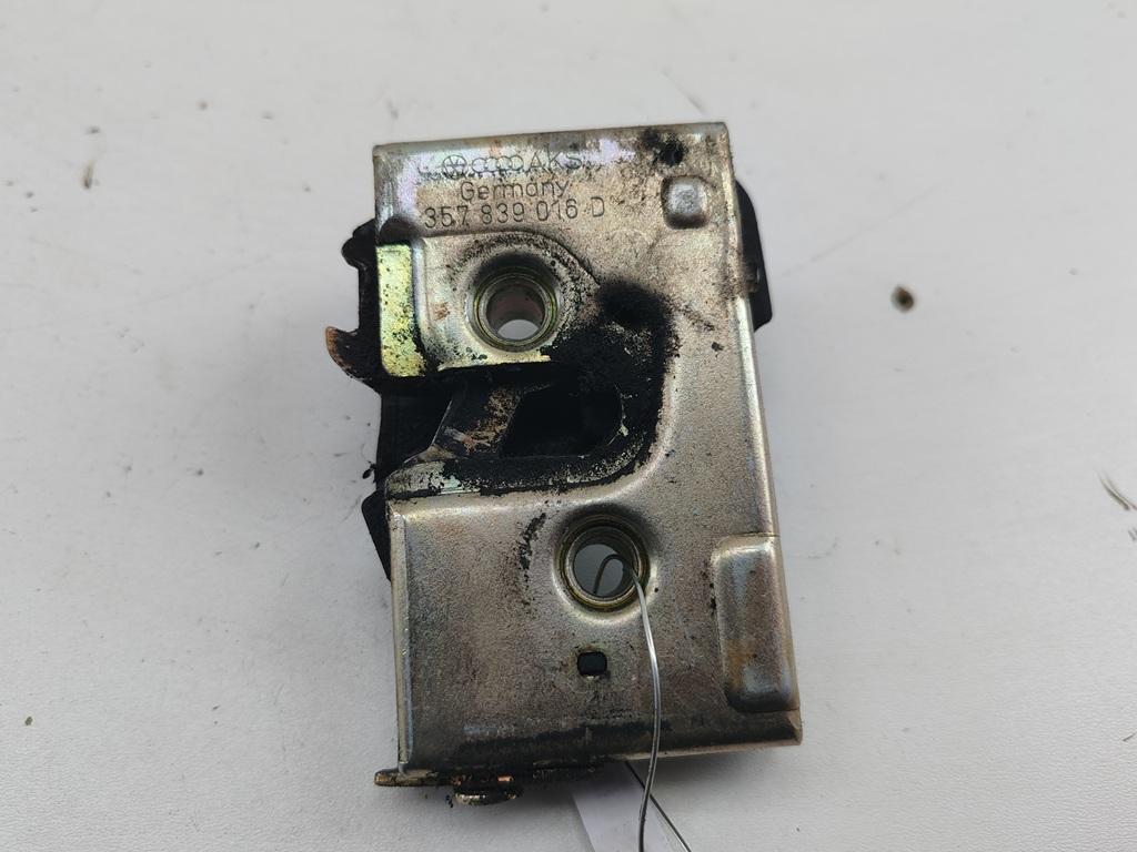 замок двери задней правой Volkswagen Passat B4 1994, 2.0 л., бензин, МКПП, красный, седан, 357839016D