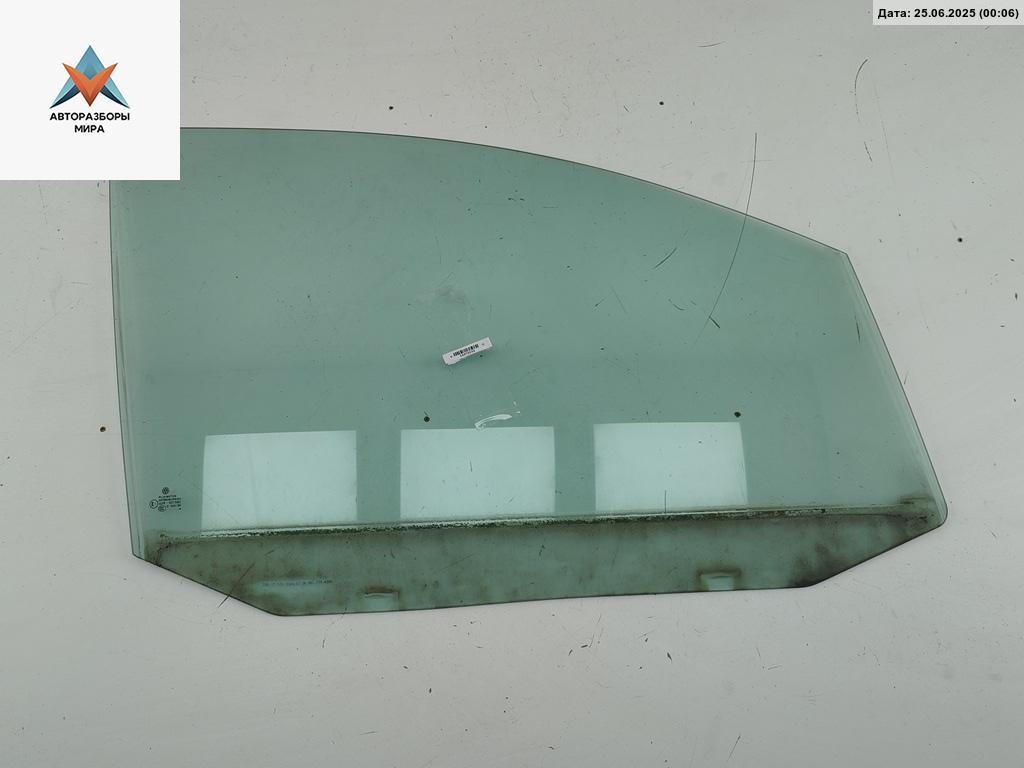 стекло двери передней правой Volkswagen Touran 1 поколение 2004, 1.9 л., дизель, АКПП, красный, минивэн - фото №1