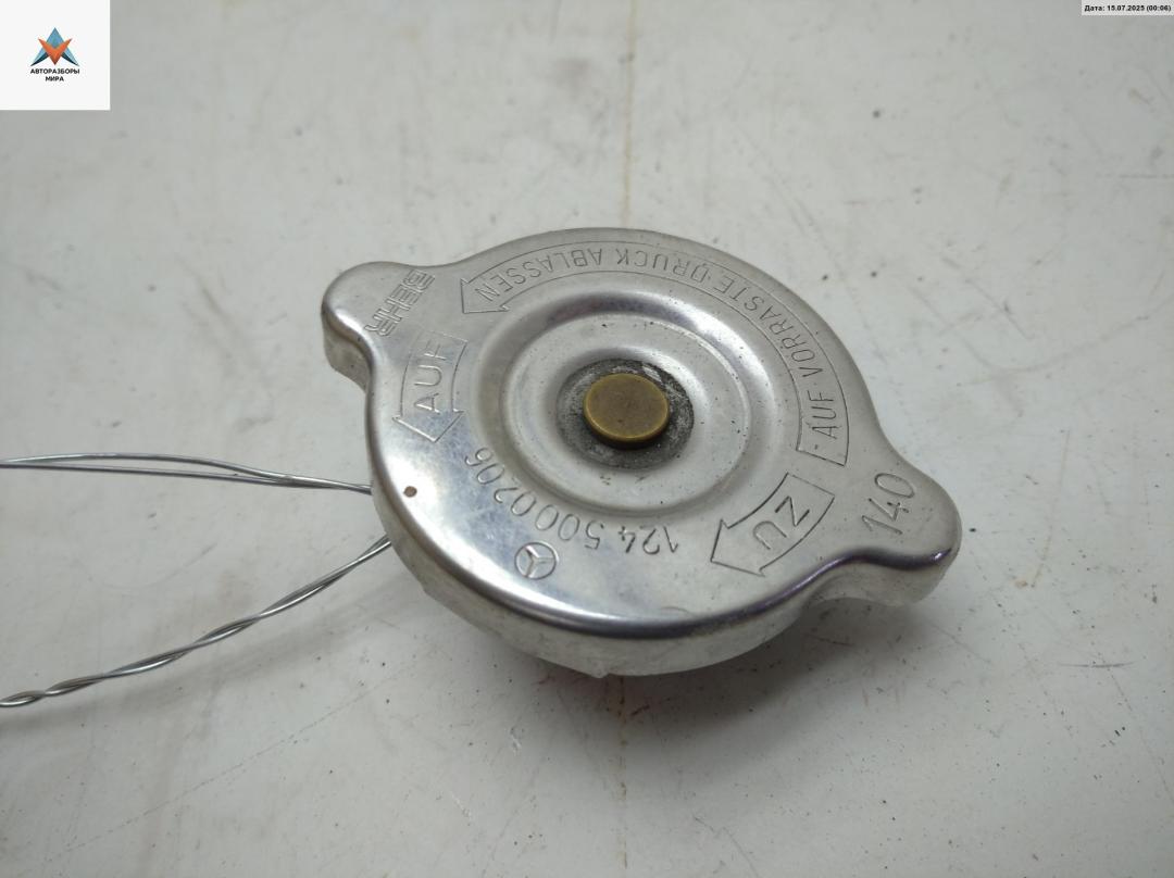 пробка расширительного бачка Mercedes-Benz Vito-1 W638 1997, 2.3 л., бензин, АКПП, синий, микроавтобус, 1245000206 - фото №1