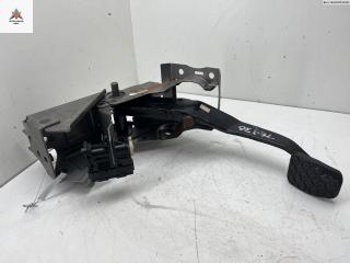 педаль тормоза Mazda CX-7 1 поколение 2007, 2.3 л., бензин, МКПП, серый, внедорожник 5 дв.