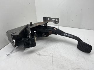педаль тормоза Mazda CX-7 2007, 2.3 л., бензин, МКПП, серый, внедорожник 5 дв.