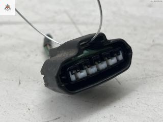 разъем (фишка) проводки Toyota Avensis 2 поколение (T250) 2005, 2.2 л., дизель, МКПП, серый, универсал