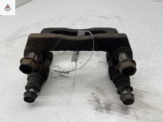 скоба суппорта Mazda CX-7 1 поколение 2007, 2.3 л., бензин, МКПП, серый, внедорожник 5 дв.