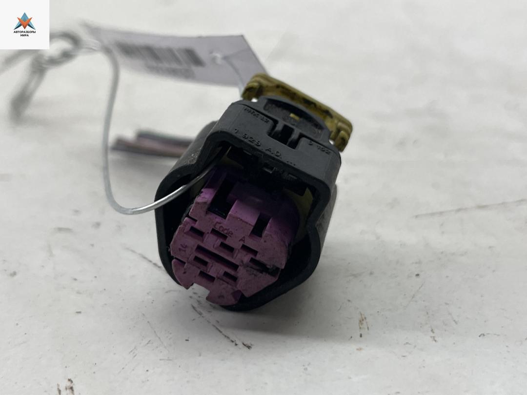 разъем (фишка) проводки Chevrolet Orlando 1 поколение 2011, 2.0 л., дизель, АКПП, чёрный, минивэн - фото №1