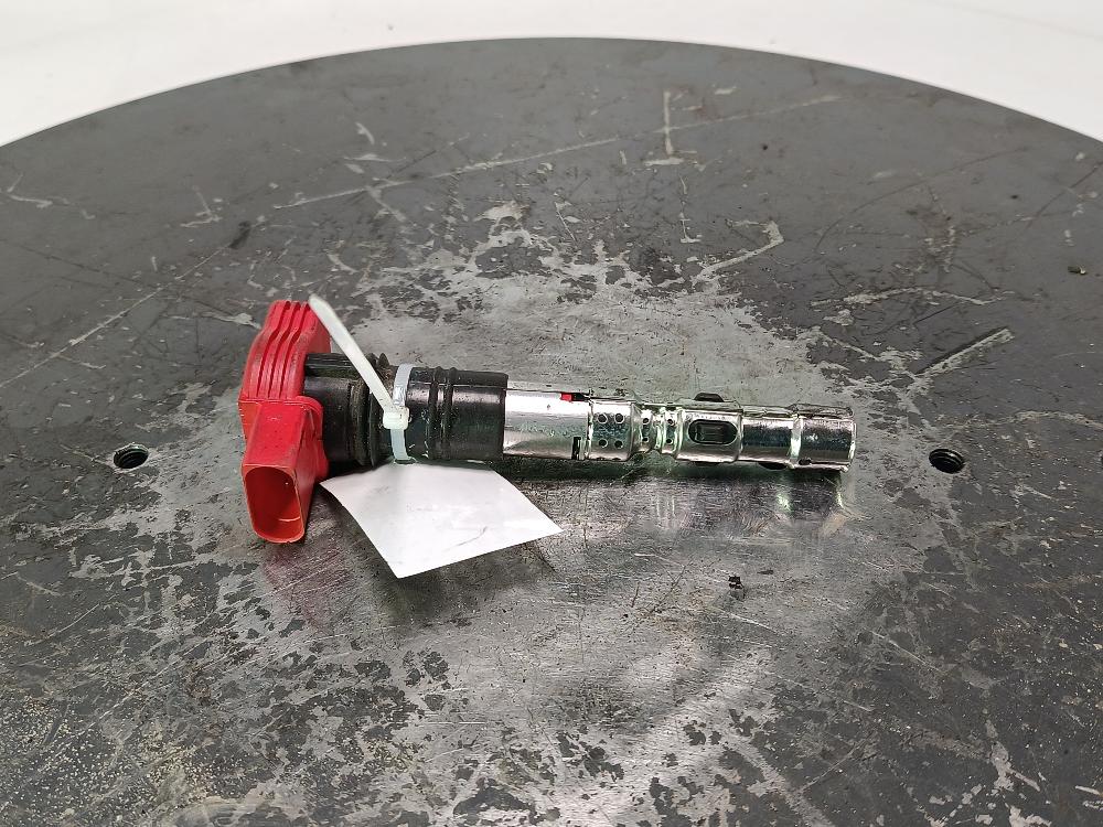 катушка зажигания Audi A4 B7 2006, Бензин 4.2, цвет, 0986221054 - фото №1