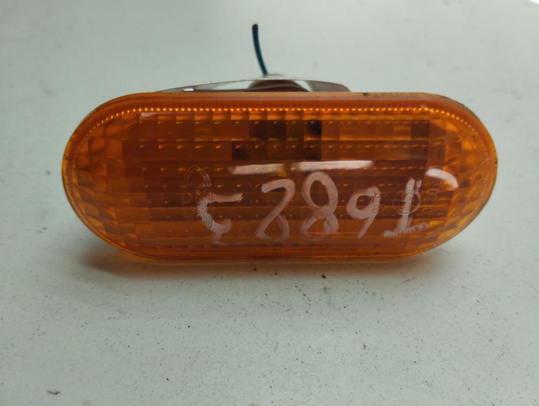 повторитель передний правый Ford Fusion 2008, 1.6 л., дизель, МКПП, белый, хетчбэк 5 дв., 2S6A13K354AD