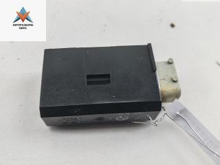 активатор (привод) замка двери BMW 5 серия E39 1996, 2.5 л., бензин, МКПП, синий, седан, 8352165