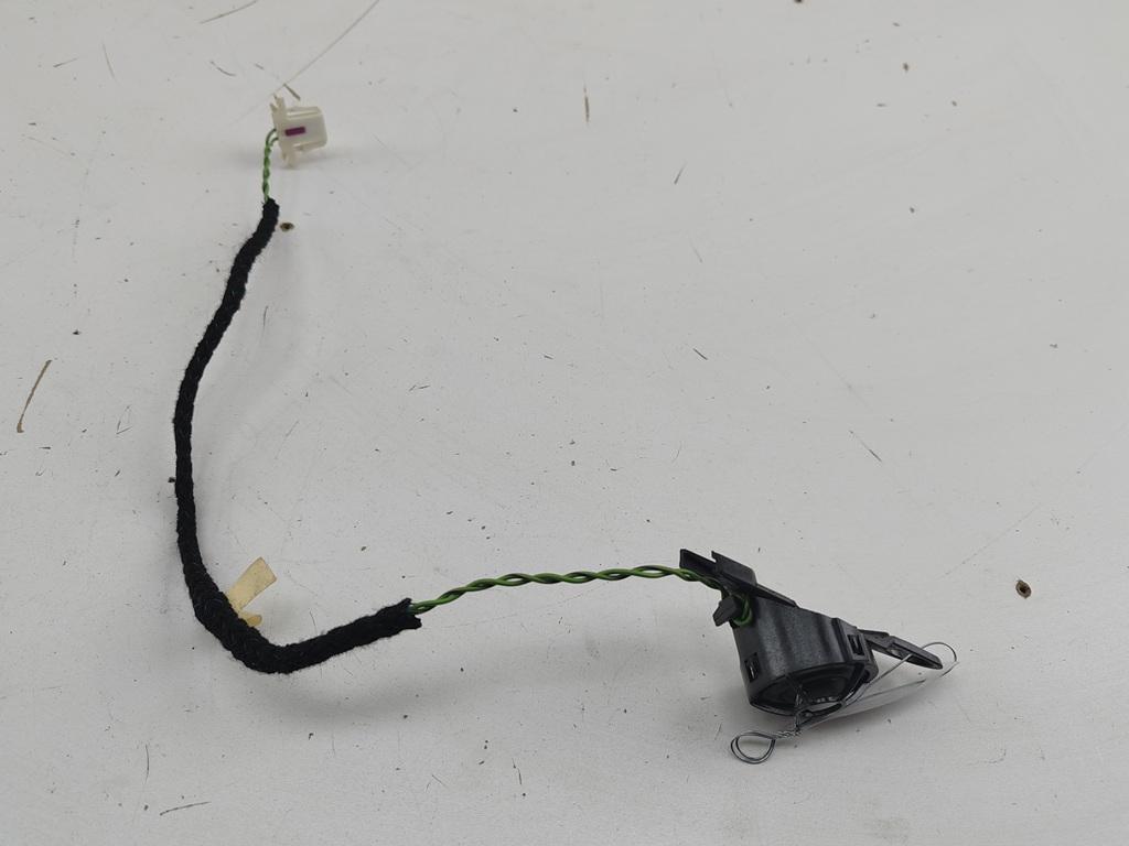 динамик высокочастотный (пищалка) BMW 3 E46 1999, 2.0 л., бензин, МКПП, красный, седан, 8368231